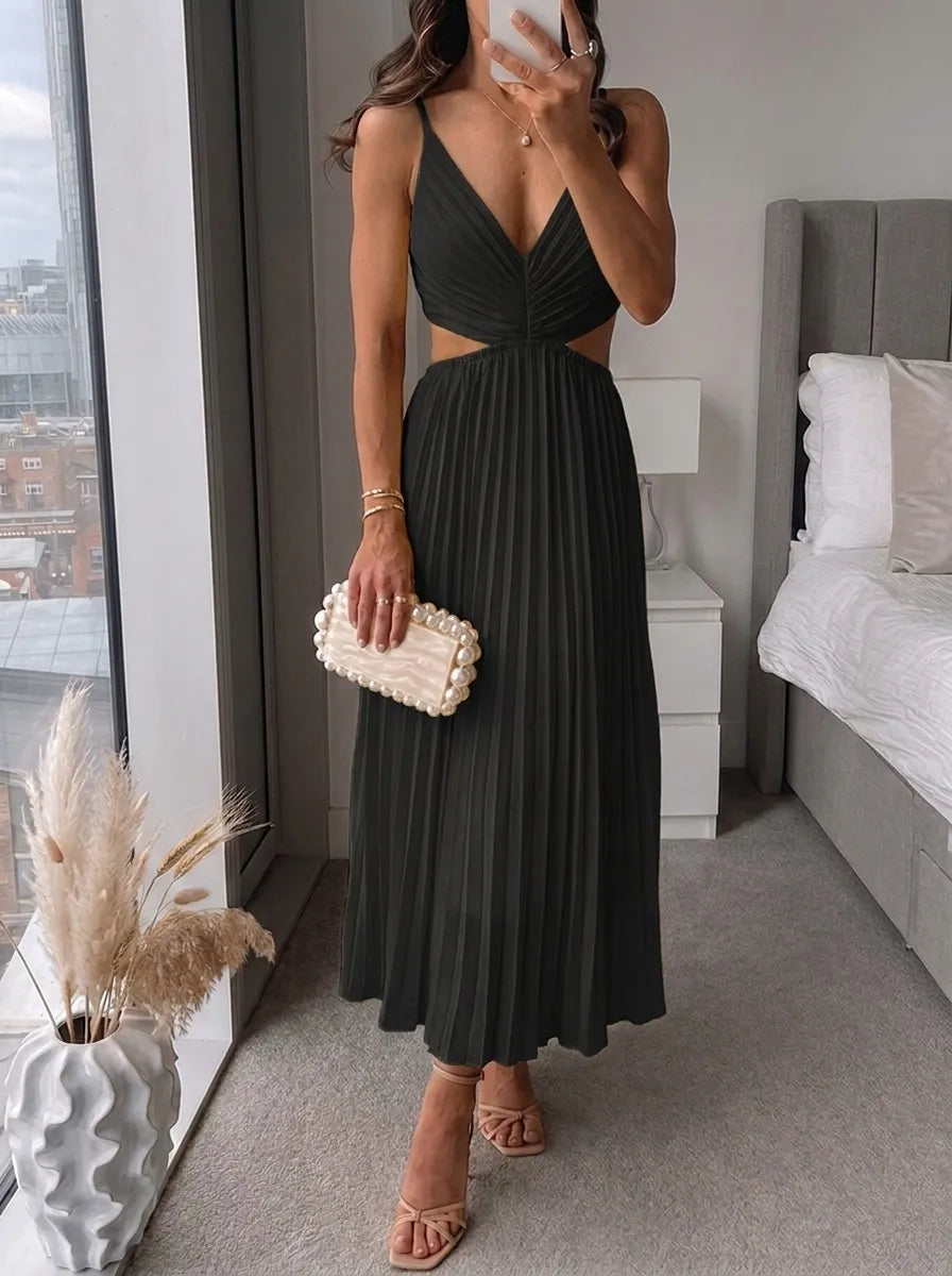 Pleated Flowing Maxi Dress – Black