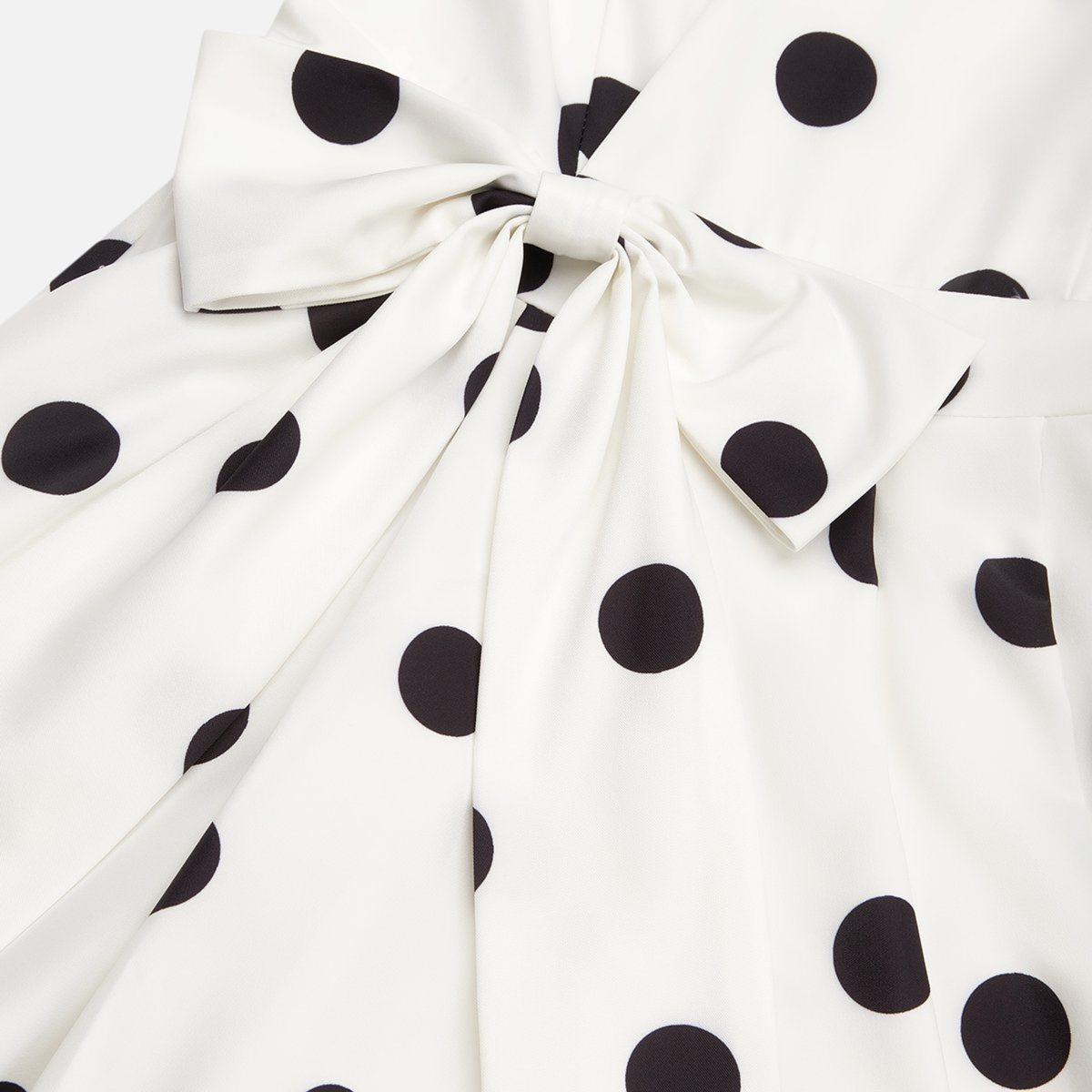 Polka Dot A-Line Midi Dress – close-up of waist tie and polka dots