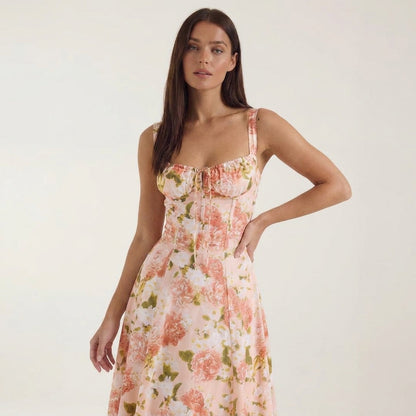 Floral Lace-Up Sweetheart Midi Dress in Orange – close-up of sweetheart neckline
