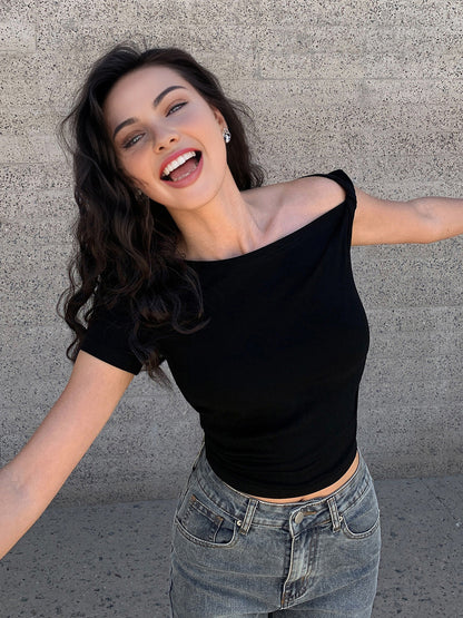 One-Shoulder Short Sleeve Crop Top – view 4