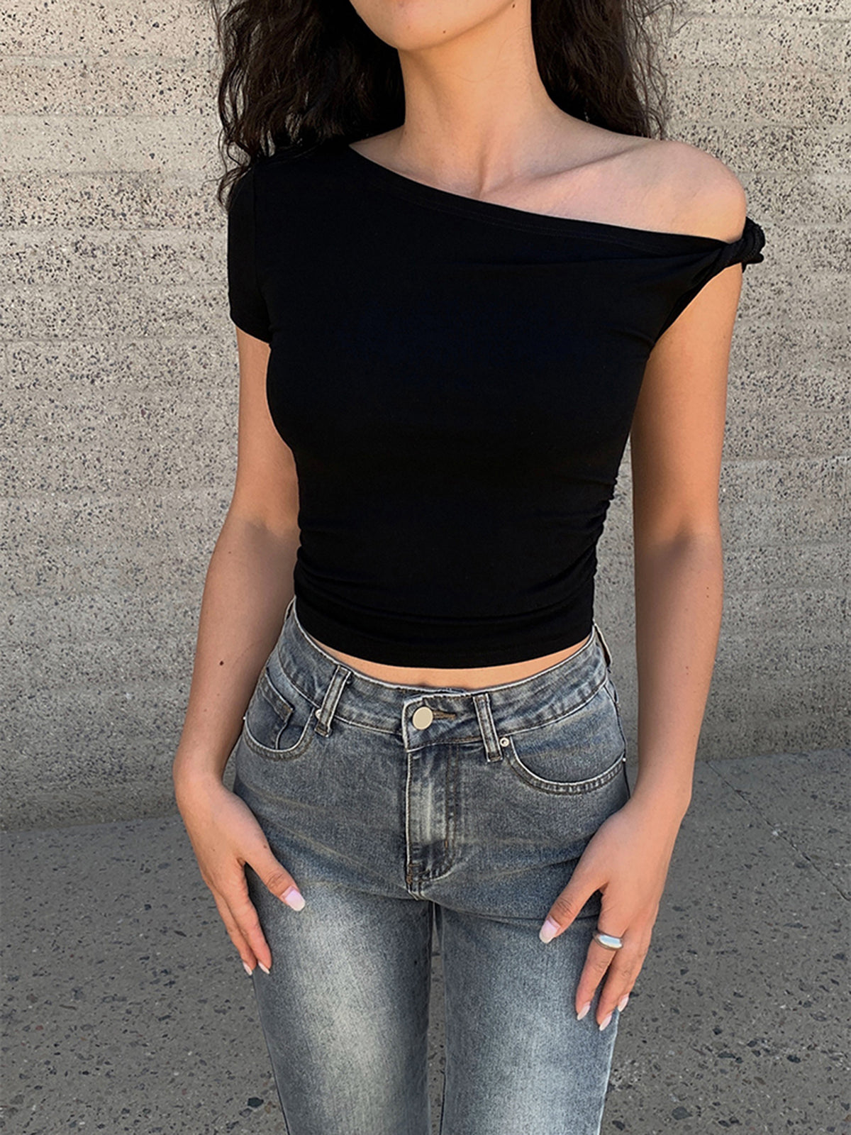 One-Shoulder Short Sleeve Crop Top