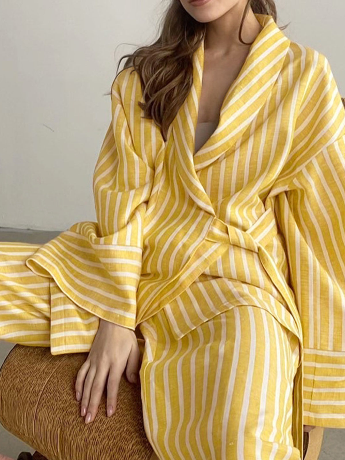 Yellow Striped Oversized Knotted Pants Set – view 2