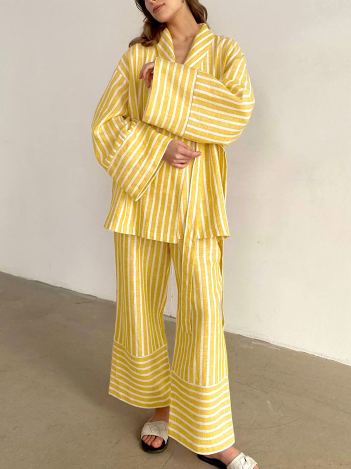 Yellow Striped Oversized Knotted Pants Set – view 4
