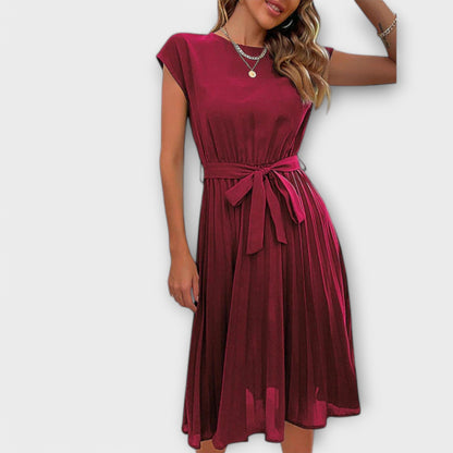 Pleated Relaxed Midi Dress – Burgundy